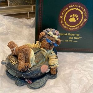 Boyds Bears Ima Chillin….Takin’ it easy